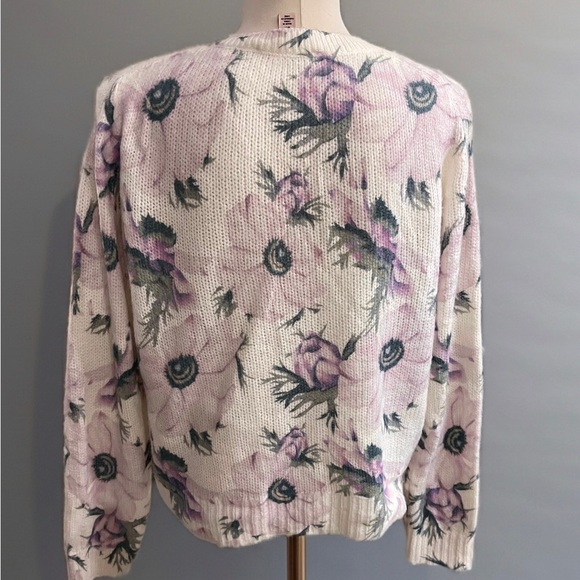 NWOT Philosophy Cream Knit Lavender Purple Floral Sweater Sz M - Picture 3 of 8
